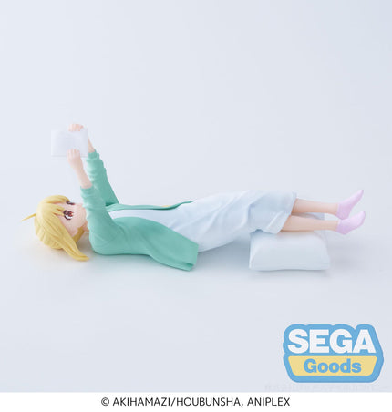 Side view of Nijika Ijichi With Her Sister PM Perching figure with sculpted leg support and pink socks