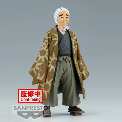 Demon Slayer – Hotaru Haganezuka – Masked Swordsmith Figure - OrbiTopia