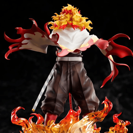 Demon Slayer – Kyojuro Rengoku Mugen Train 1/8 Statue - OrbiTopia