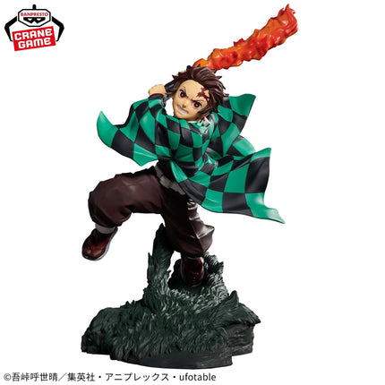 Demon Slayer – Tanjiro Kamado – Combination Battle Figure - OrbiTopia