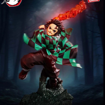 Demon Slayer – Tanjiro Kamado – Combination Battle Figure - OrbiTopia
