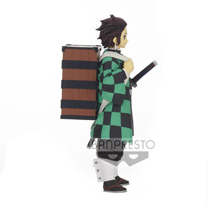 Demon Slayer – Tanjiro Kamado – Travel Box Vol. 18 Figure - OrbiTopia