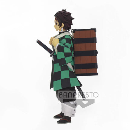 Demon Slayer – Tanjiro Kamado – Travel Box Vol. 18 Figure - OrbiTopia