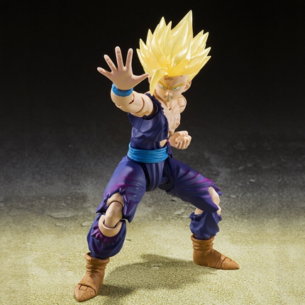 Dragon Ball Z - Super Saiyan 2 Son Gohan - Exclusive Edition S.H.Figuarts Figure (Bandai Spirits) — product image 3