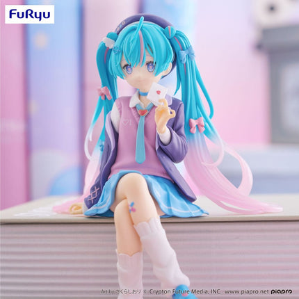 Hatsune Miku - Love Blazer Navy Color - Noodle Stopper Figure (Furyu) — product image 2
