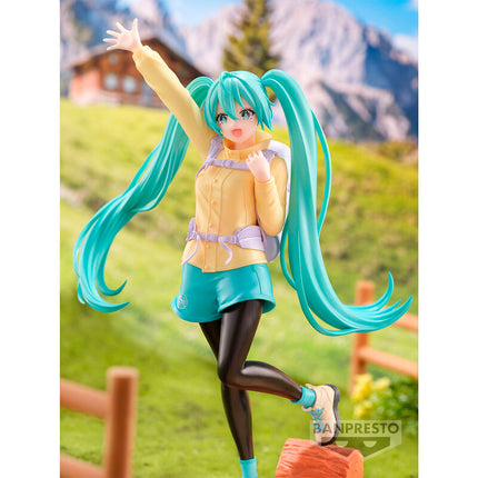 Hatsune Miku - Mountain Climbing - Holiday Memories Figure (Banpresto) — product image 3