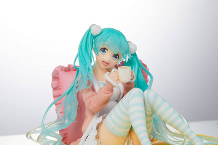 Hatsune Miku - Original Casual Wear Ver. Figure (Taito) — product image 5