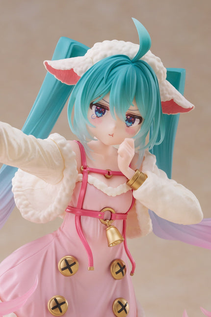 Hatsune Miku - The Wolf and the Seven Little Goats - Wonderland Figure (Taito) — product image 2