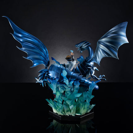 Yu-Gi-Oh! The Dark Side of Dimensions - Seto Kaiba, Blue-Eyes White Dragon & Blue-Eyes Alternative White Dragon - V.S. Series Figure (MegaHouse) — product image 4