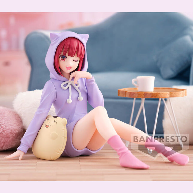 Kana Arima Relax Time figure seated in a room display beside her sculpted hamster decoration